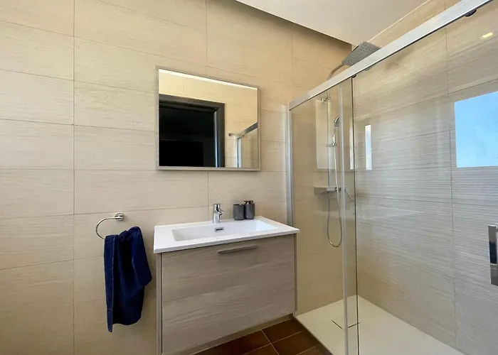 Apartamento 190 Sqm In Swieqi With Views And Free High Speed Wifi